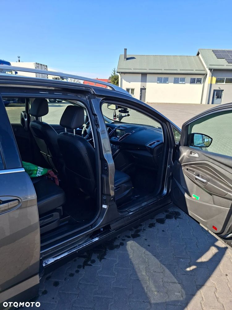 Ford Grand C-MAX - 9