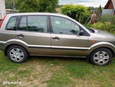 Ford Fusion - 3