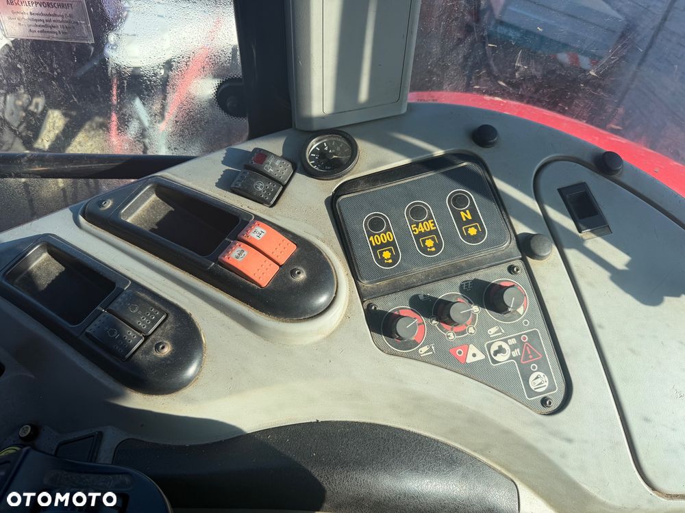 Massey Ferguson 8450 - 15