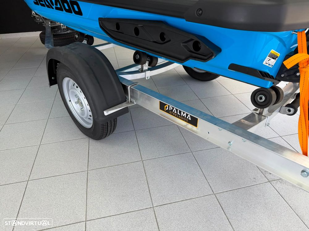 Sea-Doo RXP- X 325 - 4
