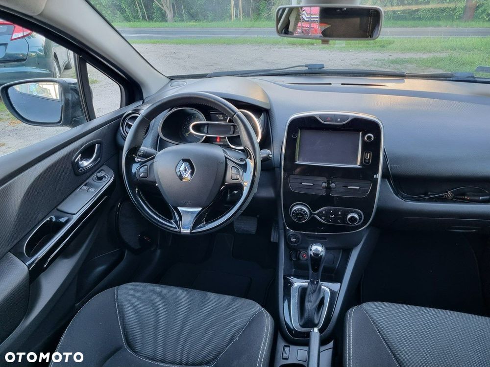 Renault Clio - 17