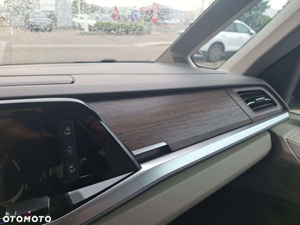 Volkswagen Multivan 2.0 TDI L2 Style DSG - 25