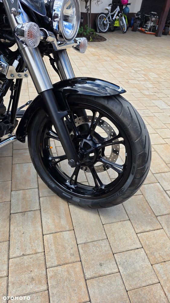 Yamaha XVS - 9