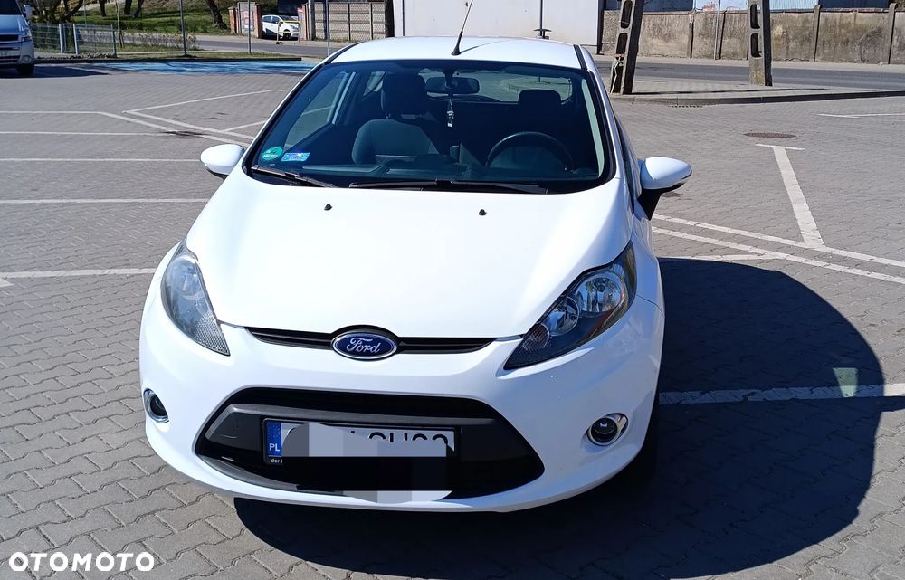 Ford Fiesta - 10