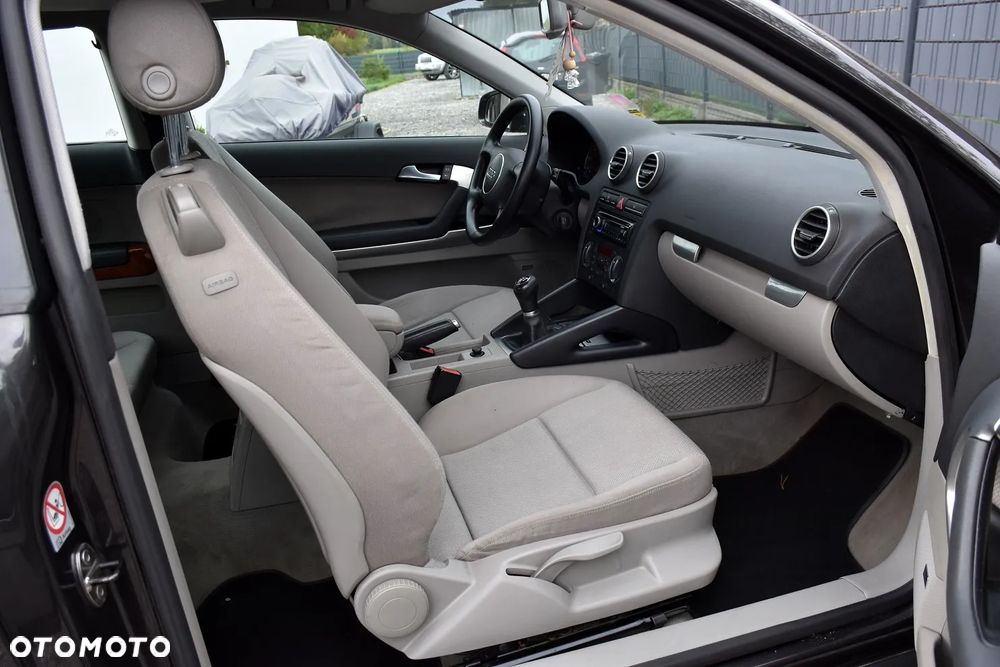 Audi A3 1.9 TDI Attraction - 16