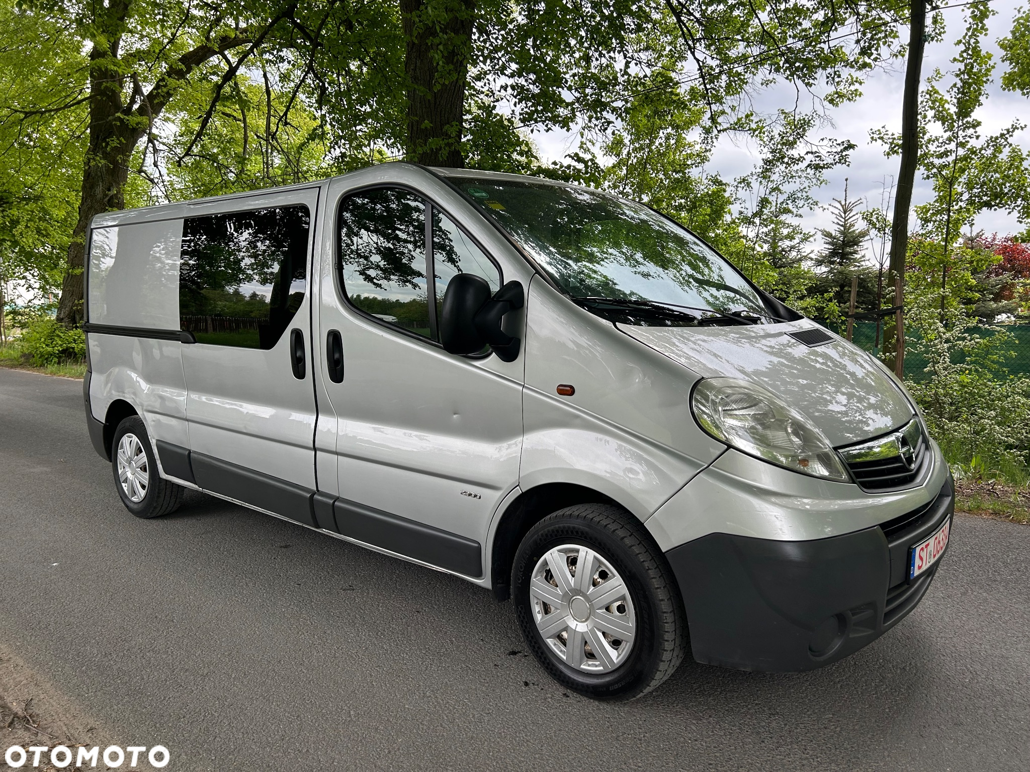Opel Vivaro - 8