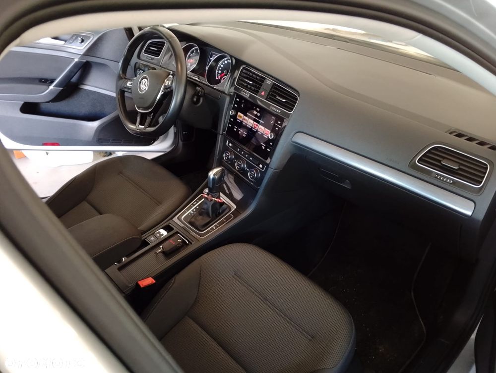 Volkswagen Golf 1.5 TSI ACT OPF DSG Comfortline - 10