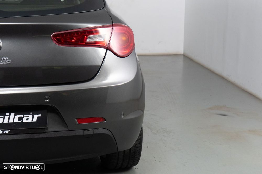 Alfa Romeo Giulietta 1.6 JTDM Exclusive - 18