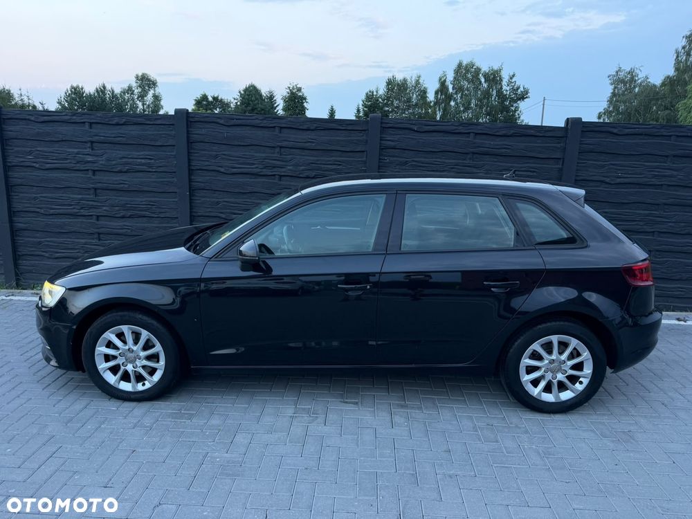 Audi A3 Sportback 2.0 TDI S tronic - 32