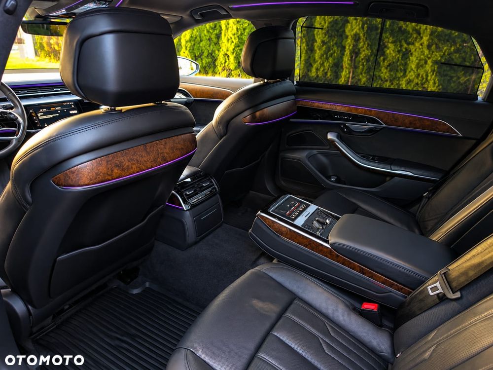 Audi A8 - 9