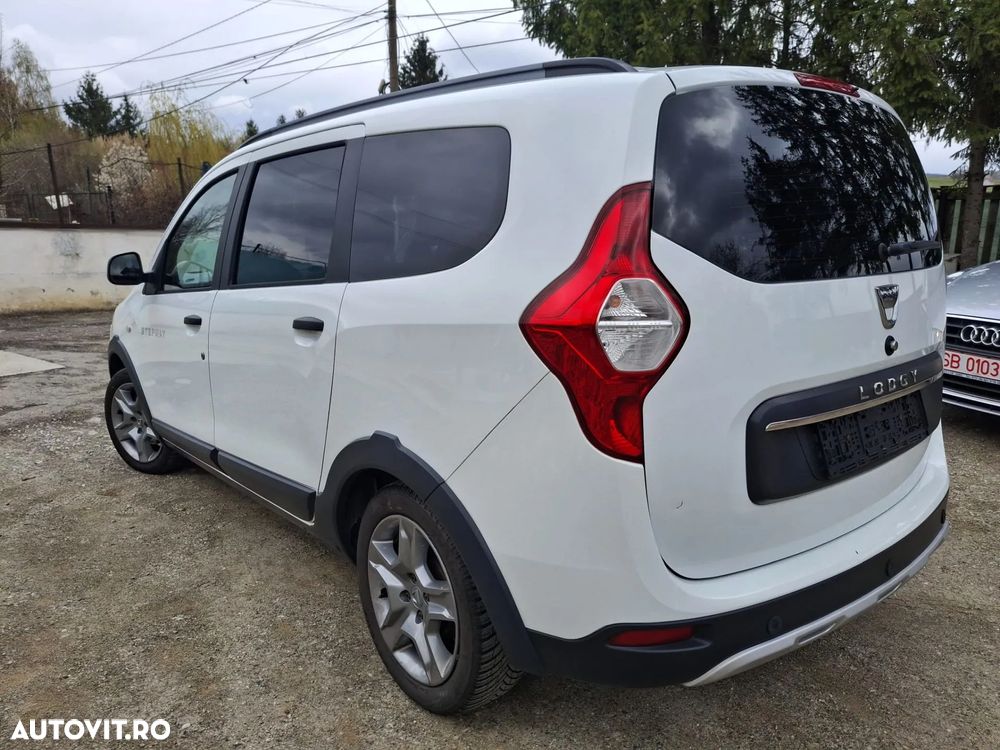 Dacia Lodgy TCe 115 Stepway - 6