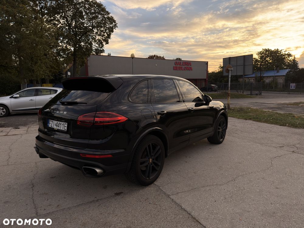 Porsche Cayenne Platinum Edition - 14