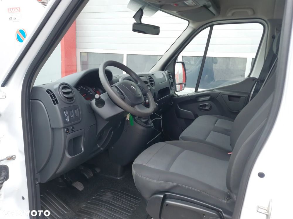 Renault Master III - 10