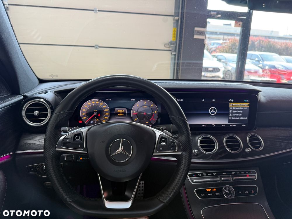 Mercedes-Benz Klasa E 220 d 4-Matic 9G-TRONIC - 15