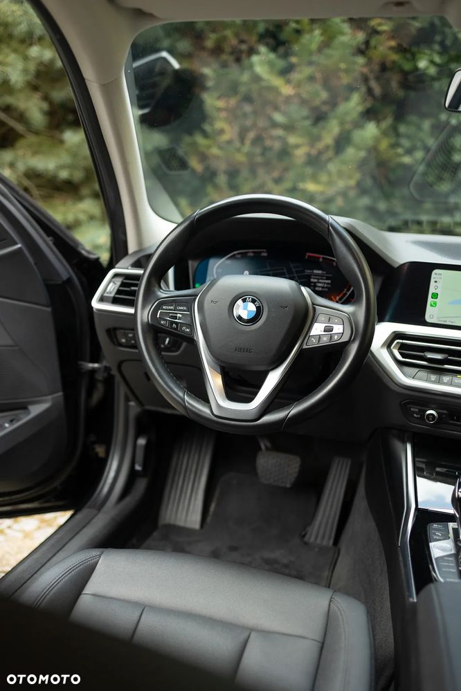 BMW Seria 3 320i GPF Sport Line - 15