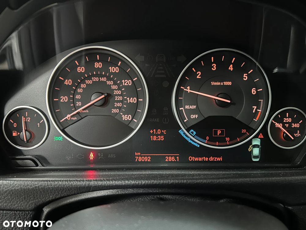 BMW Seria 3 328i xDrive Luxury Line - 9