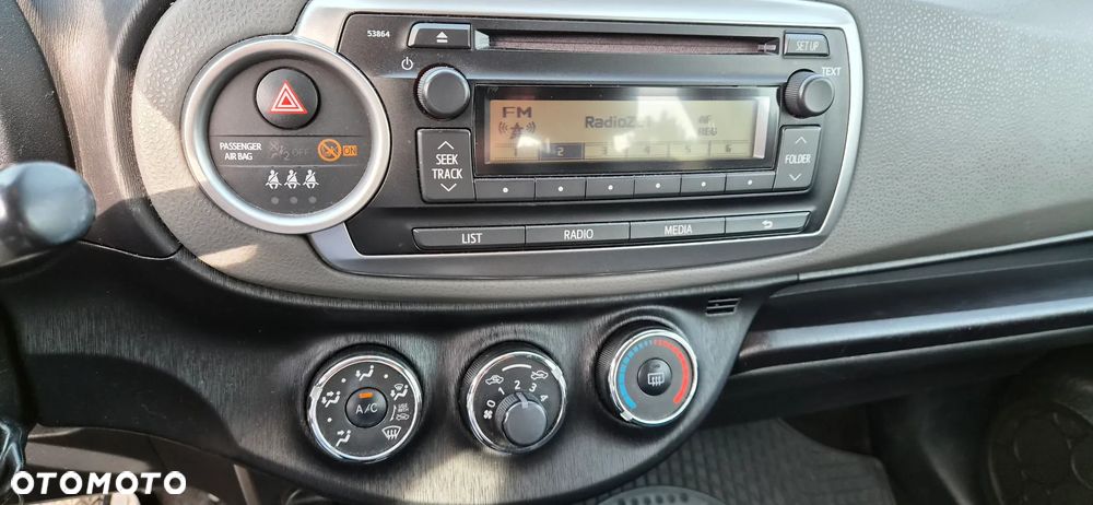 Toyota Yaris 1.33 Active - 10