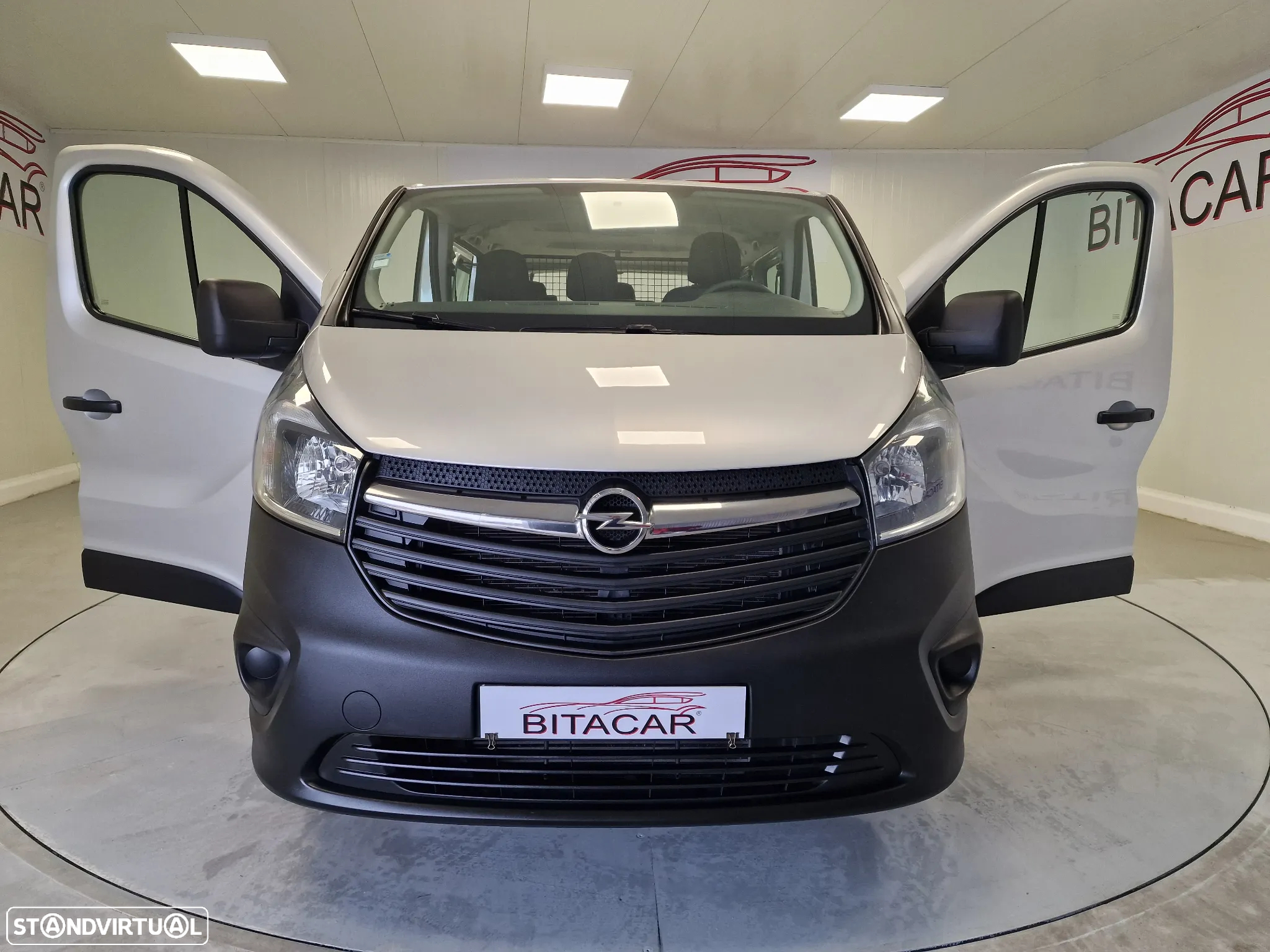 Opel VIVARO COMBI 1.6 CDTI L1H1 APENAS 28.000KMS - 14