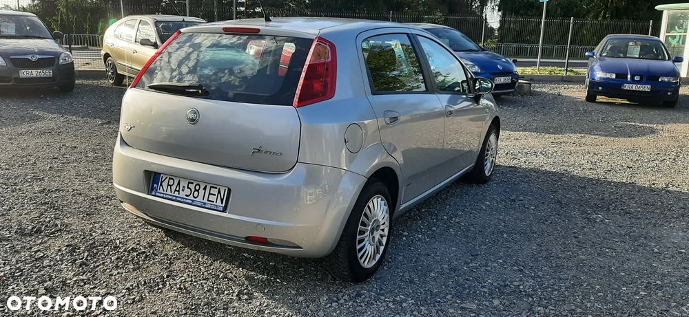 Fiat Grande Punto - 6