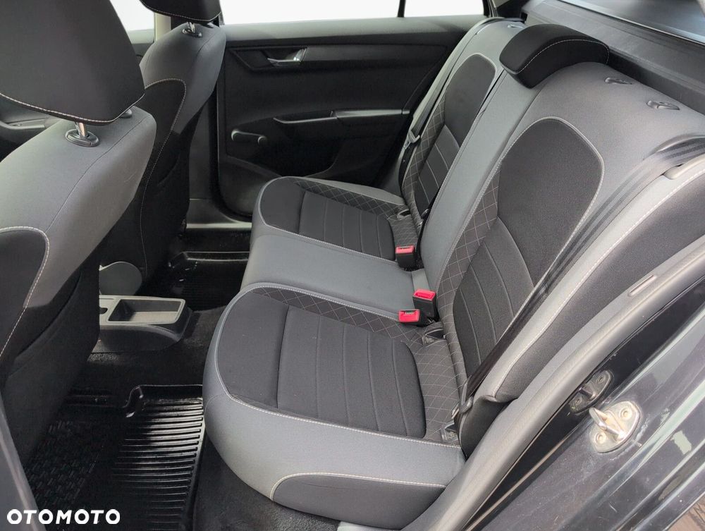 Skoda Fabia 1.0 Ambition - 12