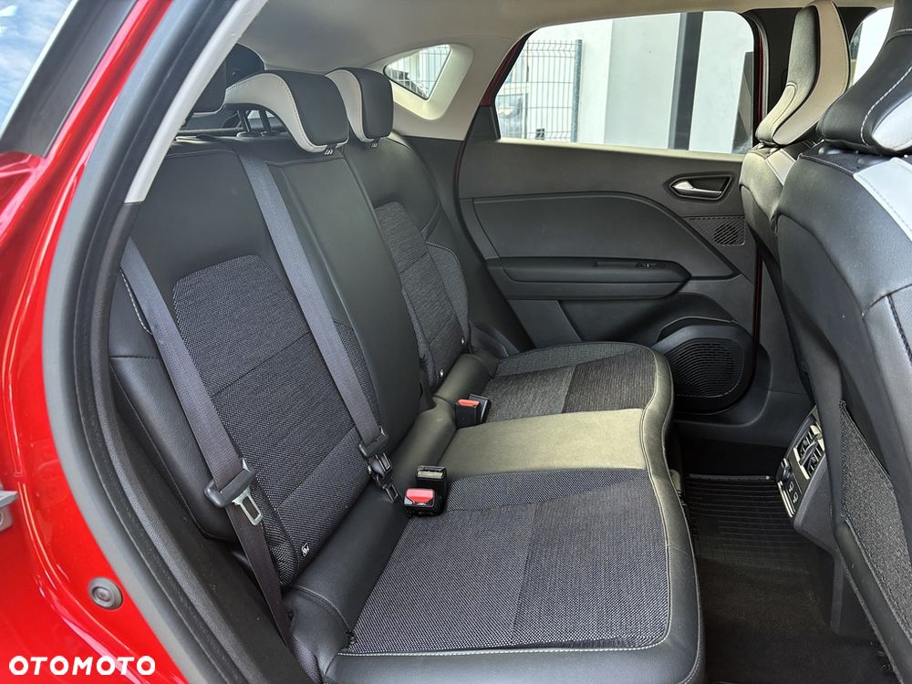 Renault Captur 1.3 TCe mHEV Techno EDC - 24