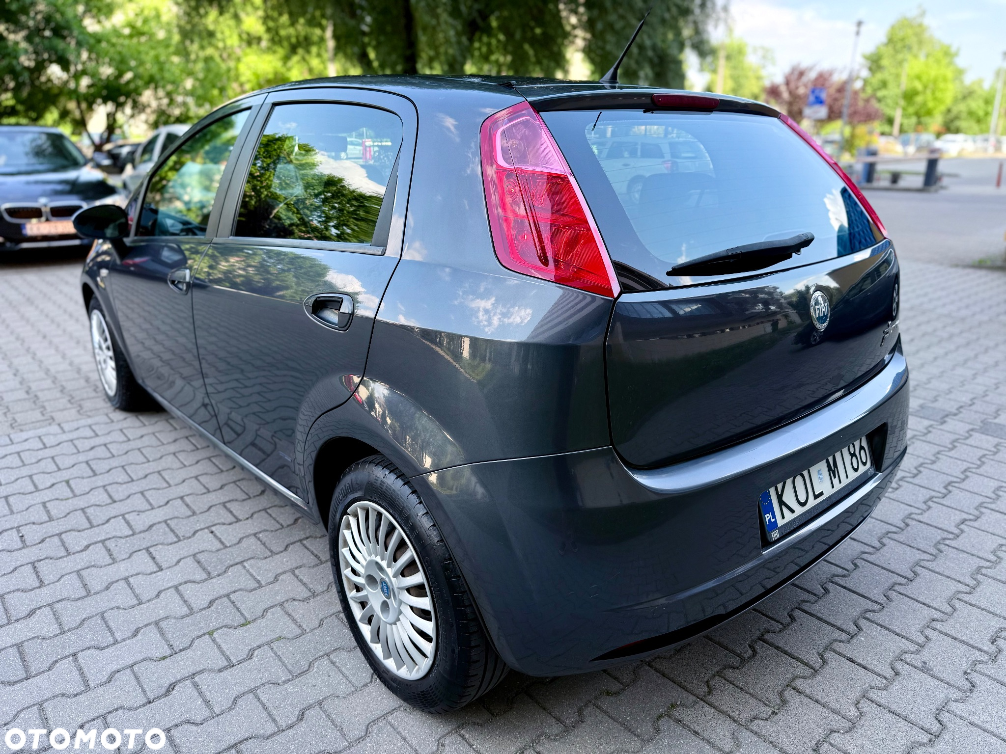 Fiat Grande Punto Actual 1.4 8V Estiva Blue&Me Euro5 - 3
