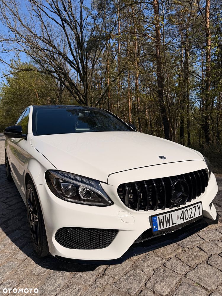 Mercedes-Benz Klasa C 300 9G-TRONIC AMG Line - 5