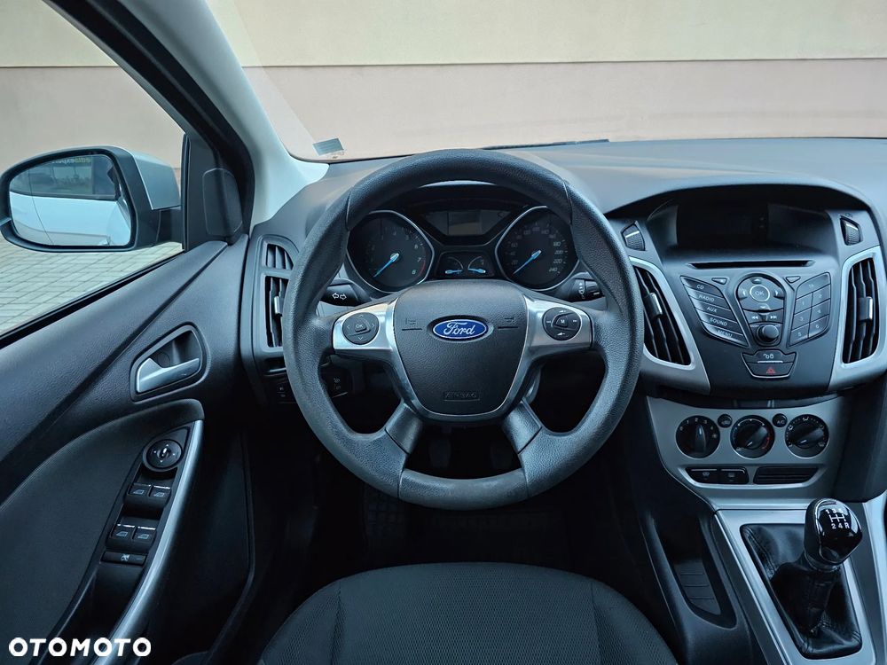 Ford Focus 1.6 Trend - 21