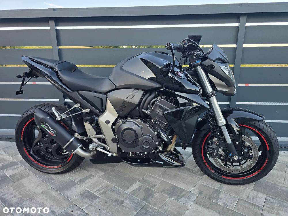 Honda CB - 2