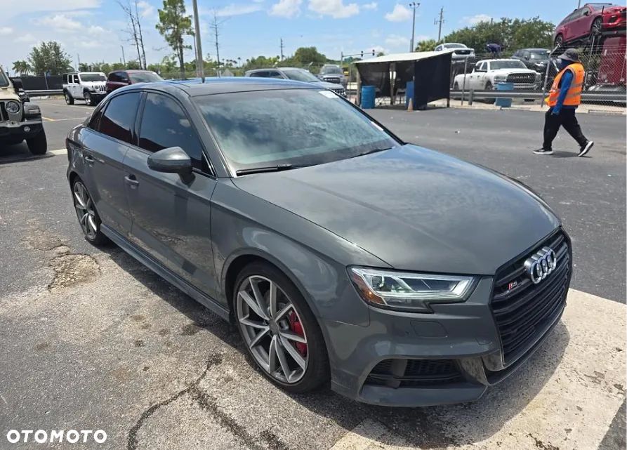 Audi S3 2.0 TFSI Quattro S tronic - 3