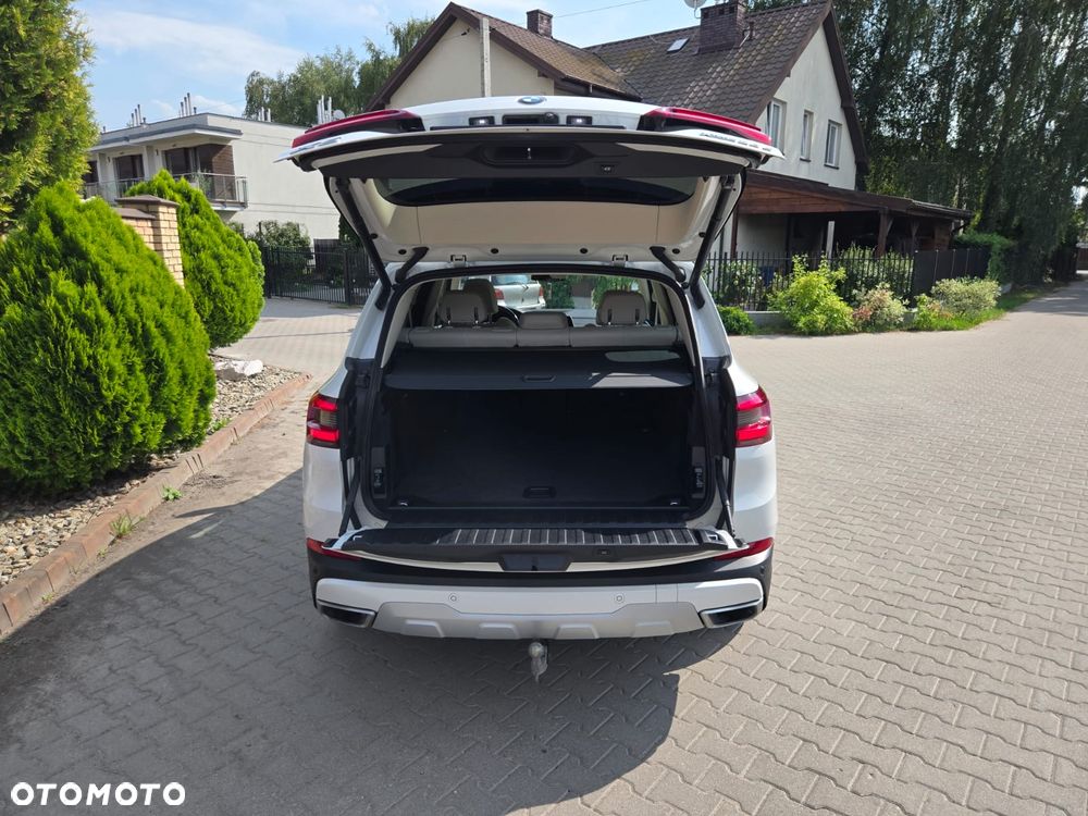 BMW X5 xDrive30d mHEV - 11