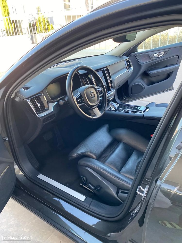 Volvo V60 2.0 T6 AWD TE Inscription Expression - 3