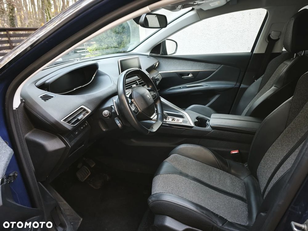 Peugeot 3008 1.6 PureTech GPF Allure S&S EAT8 - 22