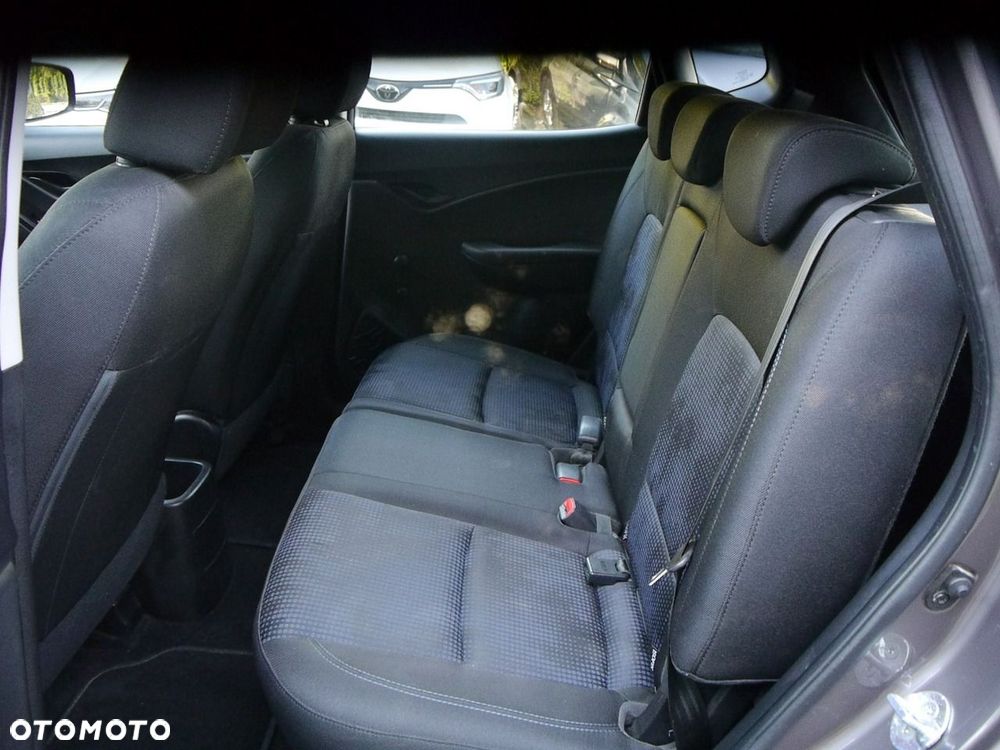 Hyundai ix20 - 28
