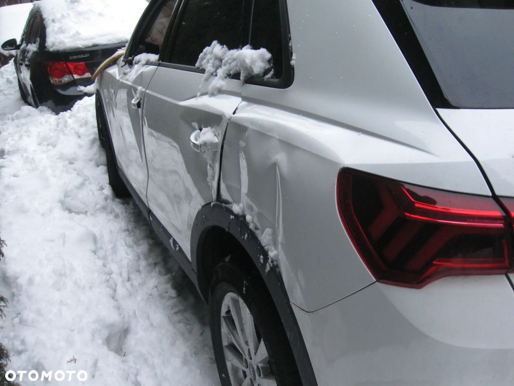 Audi Q3 35 TFSI S tronic - 4