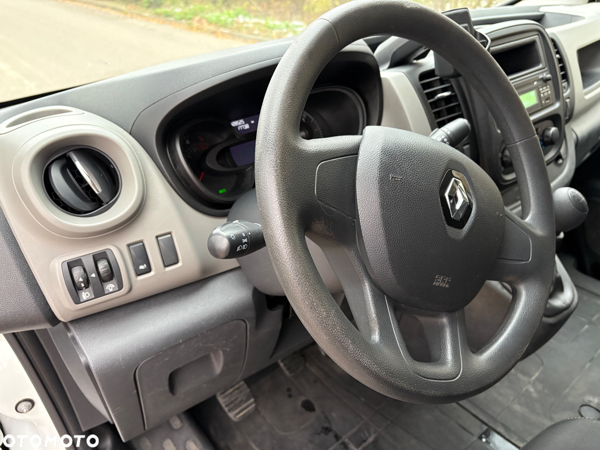 Renault Trafic - 9