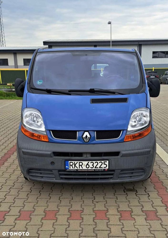 Renault Trafic - 1