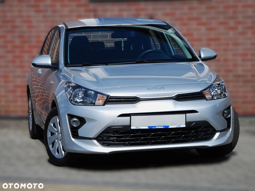 Kia Rio - 1