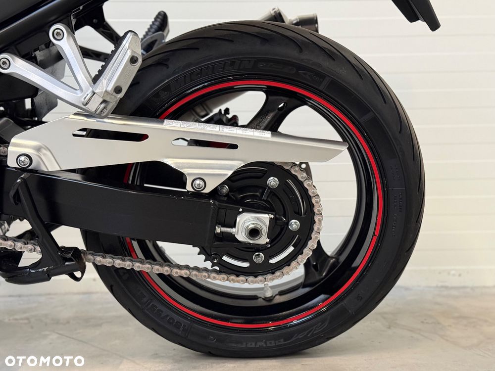 Suzuki Bandit - 32