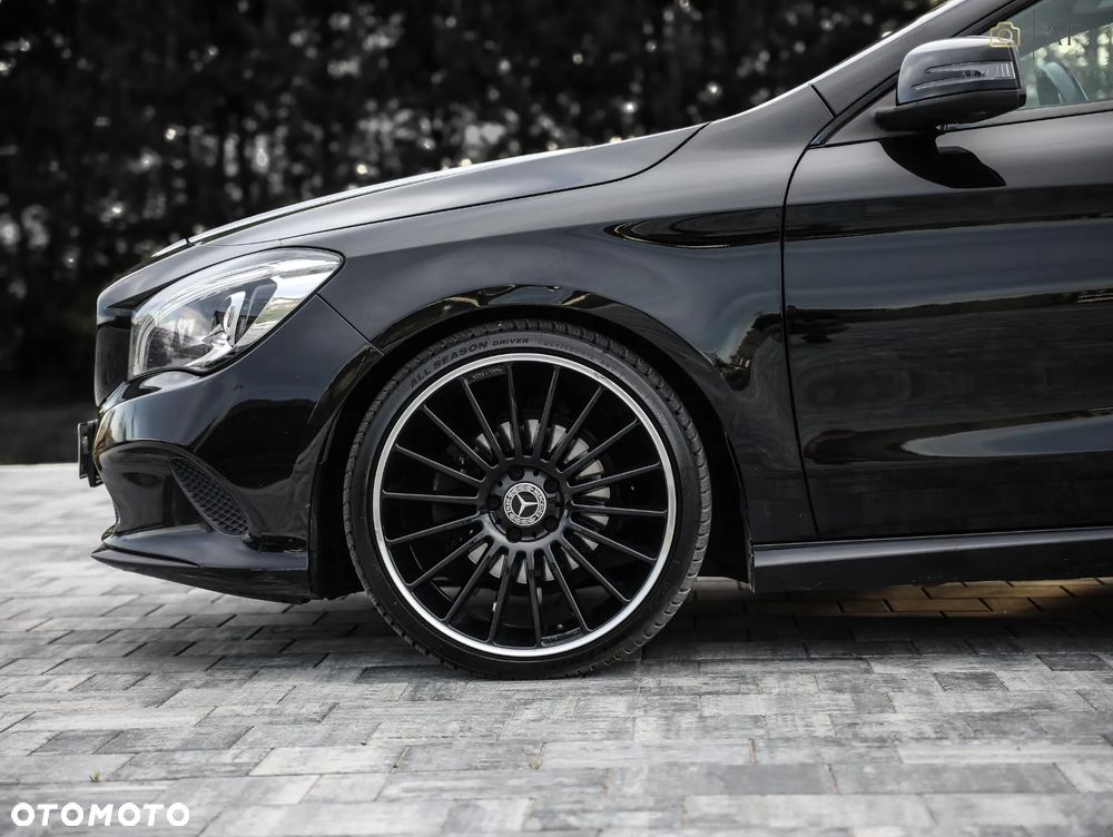 Mercedes-Benz CLA 220 d 7G-DCT - 13