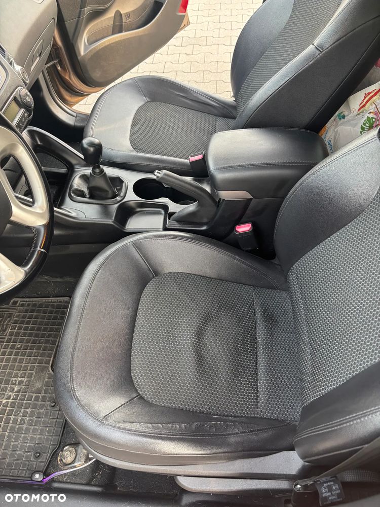 Hyundai ix35 1.6 GDI Comfort 2WD - 14