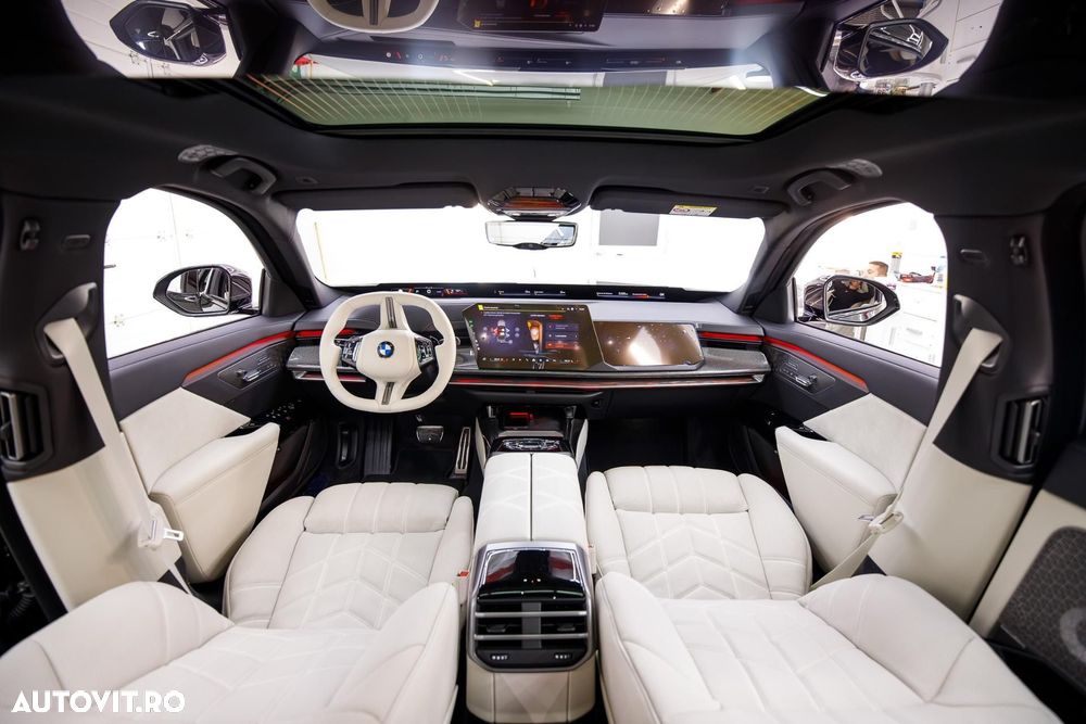 BMW Seria 7 740 xDrive MHEV - 12