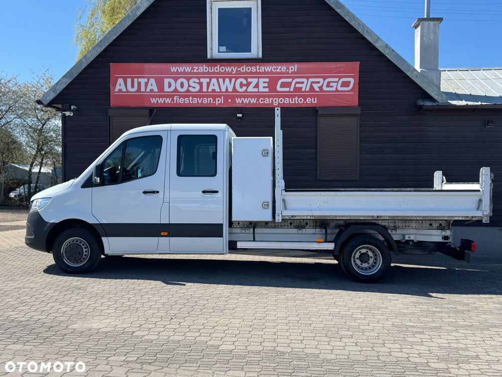 Mercedes-Benz Sprinter - 10