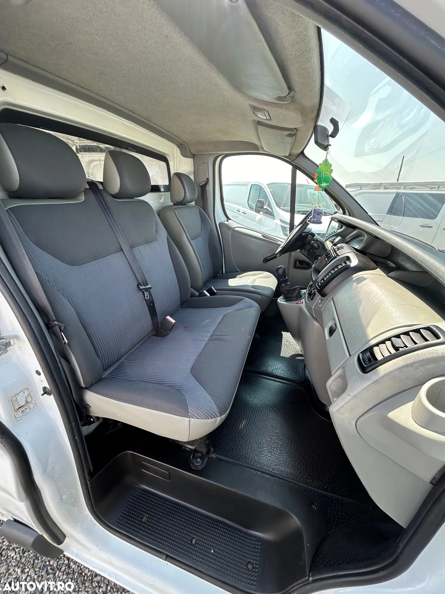 Renault Trafic - 6