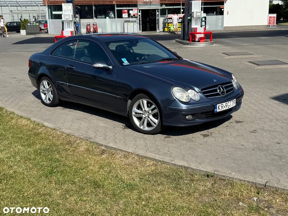 Mercedes-Benz CLK 220 CDI Avantgarde DPF - 1