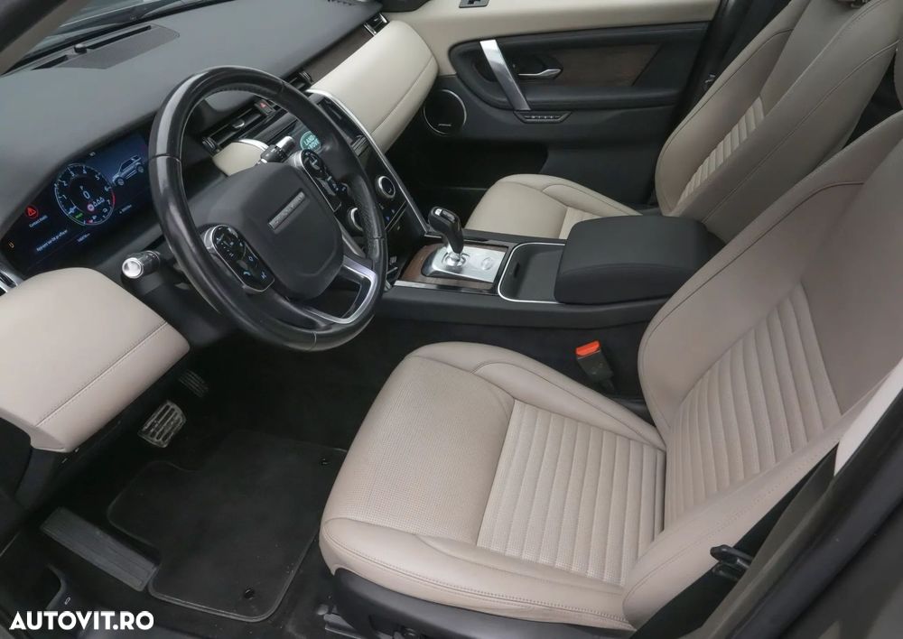 Land Rover Discovery Sport - 13