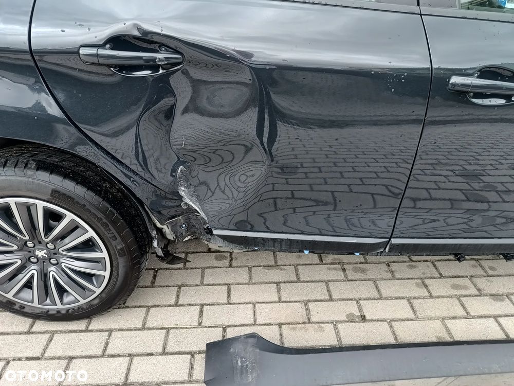 Peugeot 2008 PureTech 82 Active - 24