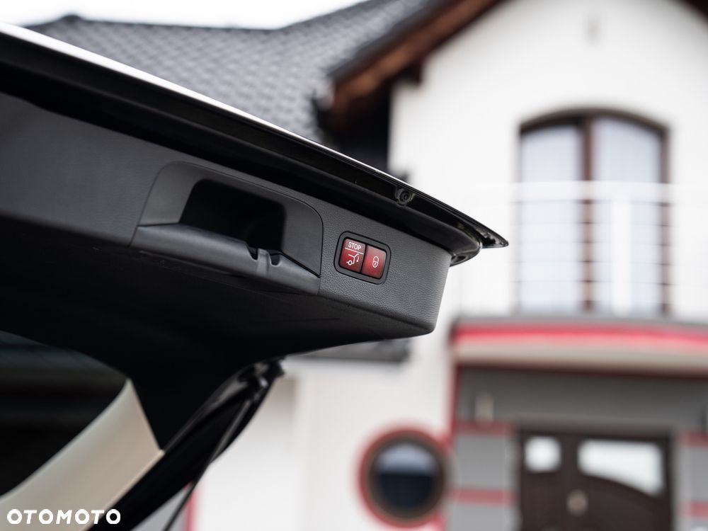 Mercedes-Benz GLC - 26