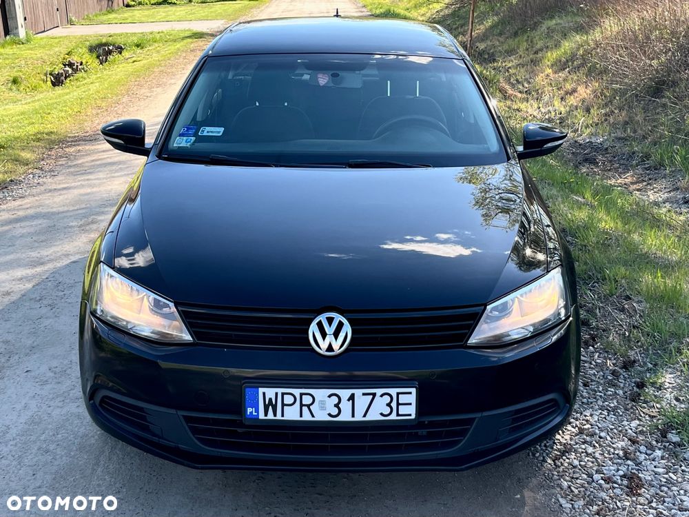 Volkswagen Jetta 1.6 TDI Comfortline - 5