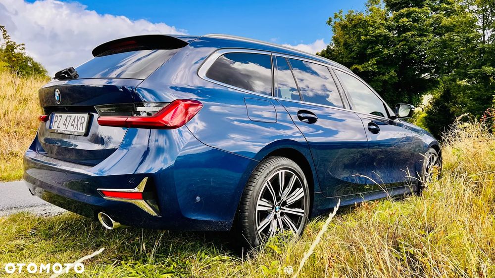 BMW Seria 3 320d xDrive Luxury Line sport - 6